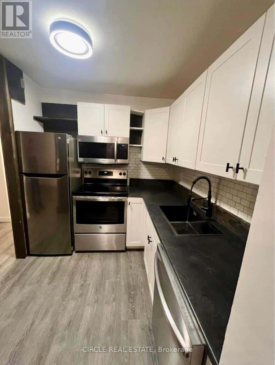 24 - 26 INKERMAN STREET — St. Thomas, Ontario - Photo 4 of 16