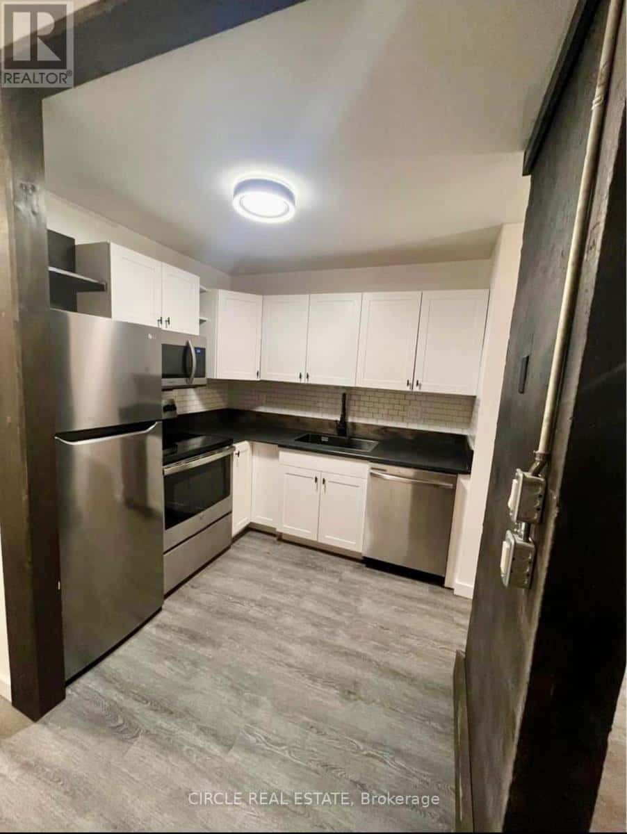 24 - 26 INKERMAN STREET — St. Thomas, Ontario - Photo 5 of 16