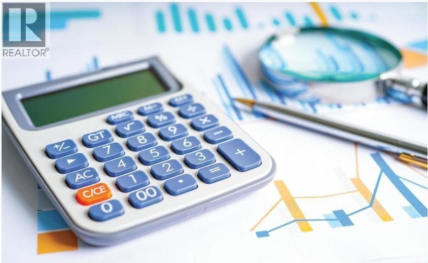 North Vancouver — North Vancouver - Main photo