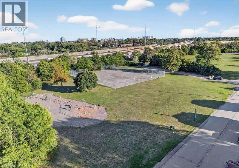 154 MONTGOMERY Road Unit# Unit B — Kitchener - Photo 4 of 19