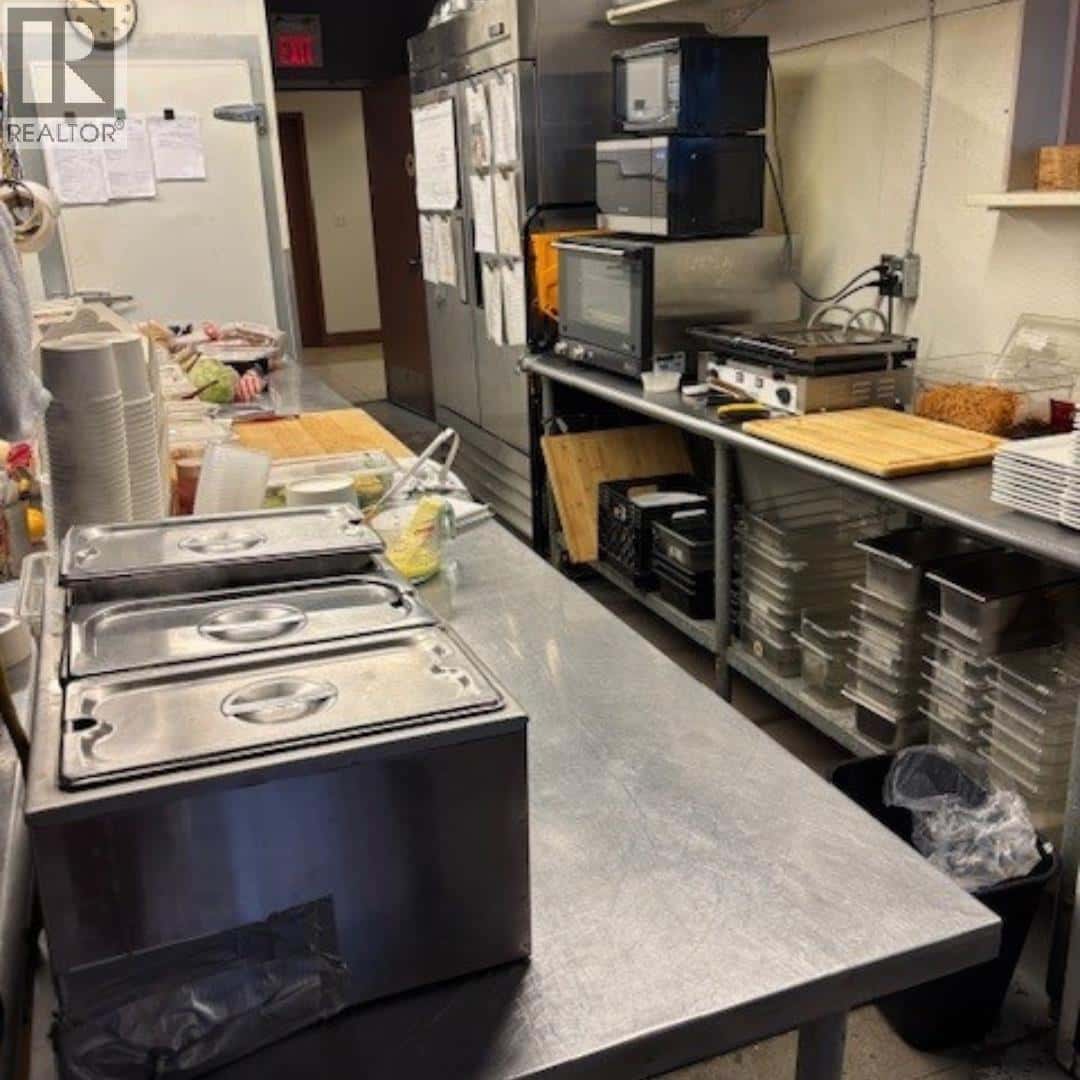 North Vancouver — North Vancouver - Photo 5 of 8