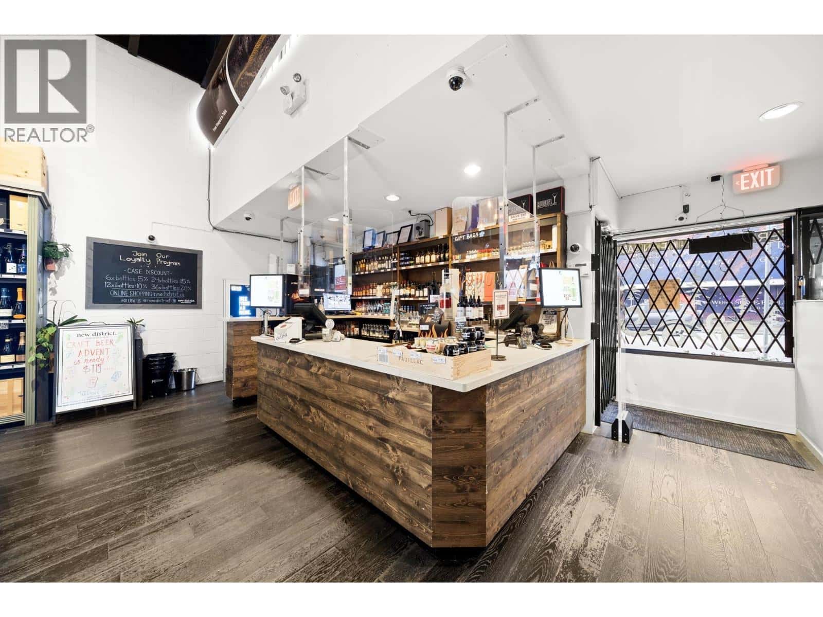 5650 DUNBAR STREET — Vancouver - Photo 3 of 30