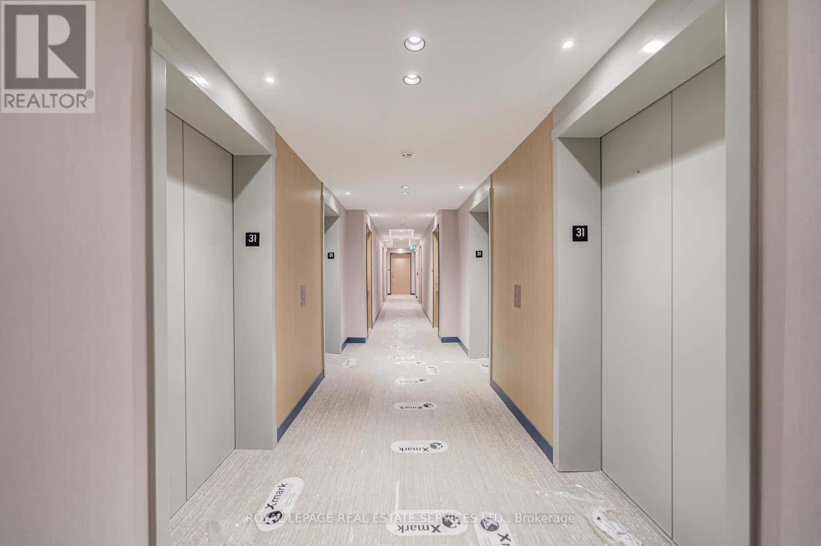 Mississauga (City Centre) — Mississauga (City Centre) - Photo 4 of 49