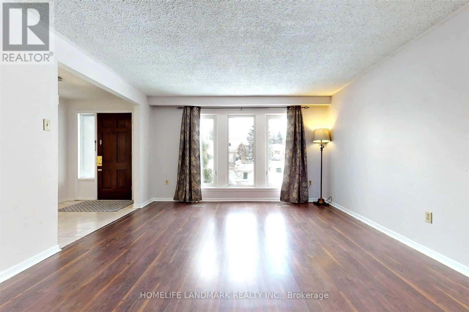 Toronto (Agincourt North) — Toronto (Agincourt North) - Photo 3 of 22