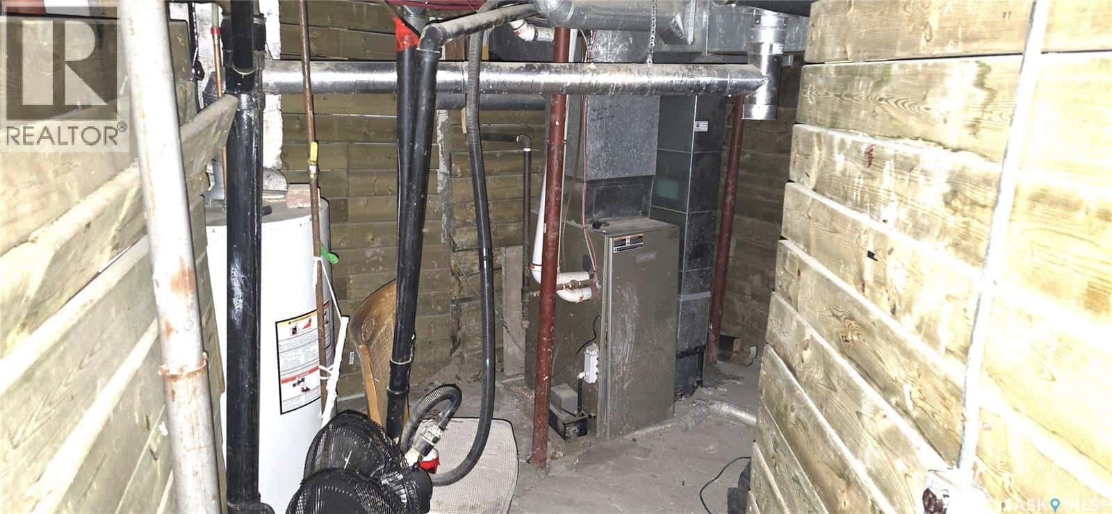 1450 Alexandra STREET — Regina, Saskatchewan - Photo 5 of 16