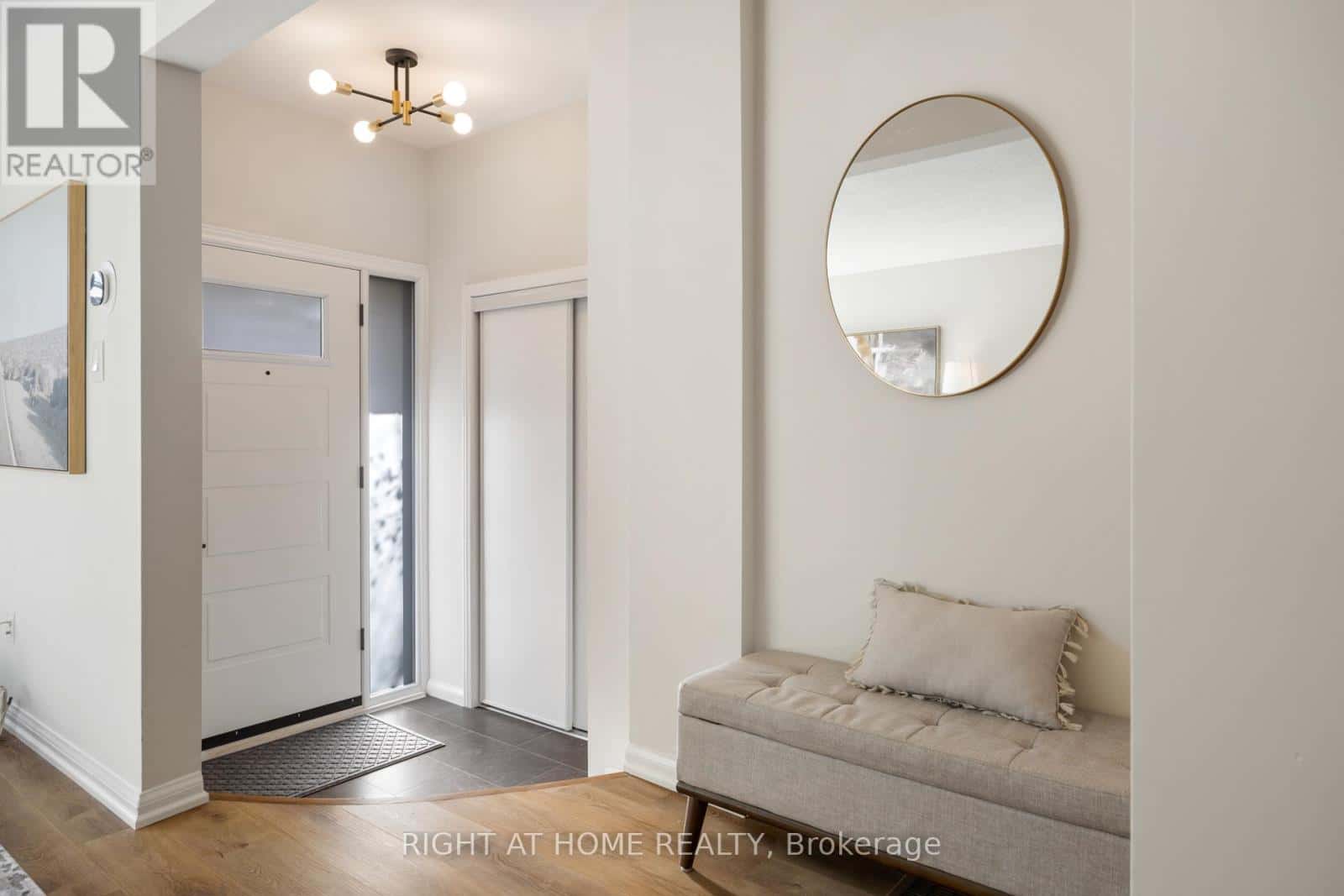 13 - 2 WOODED CARSE WAY — Toronto (Westminster-Branson), Ontario - Photo 4 of 45