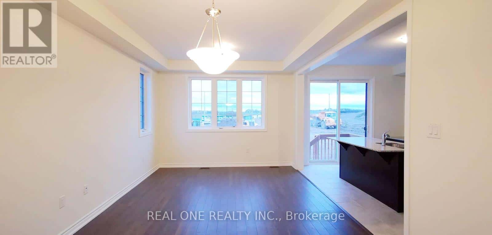 Whitby — Whitby - Photo 2 of 9