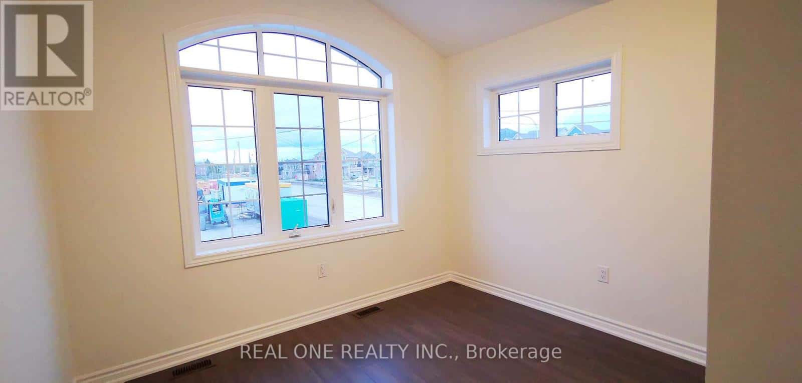 Whitby — Whitby - Photo 5 of 9