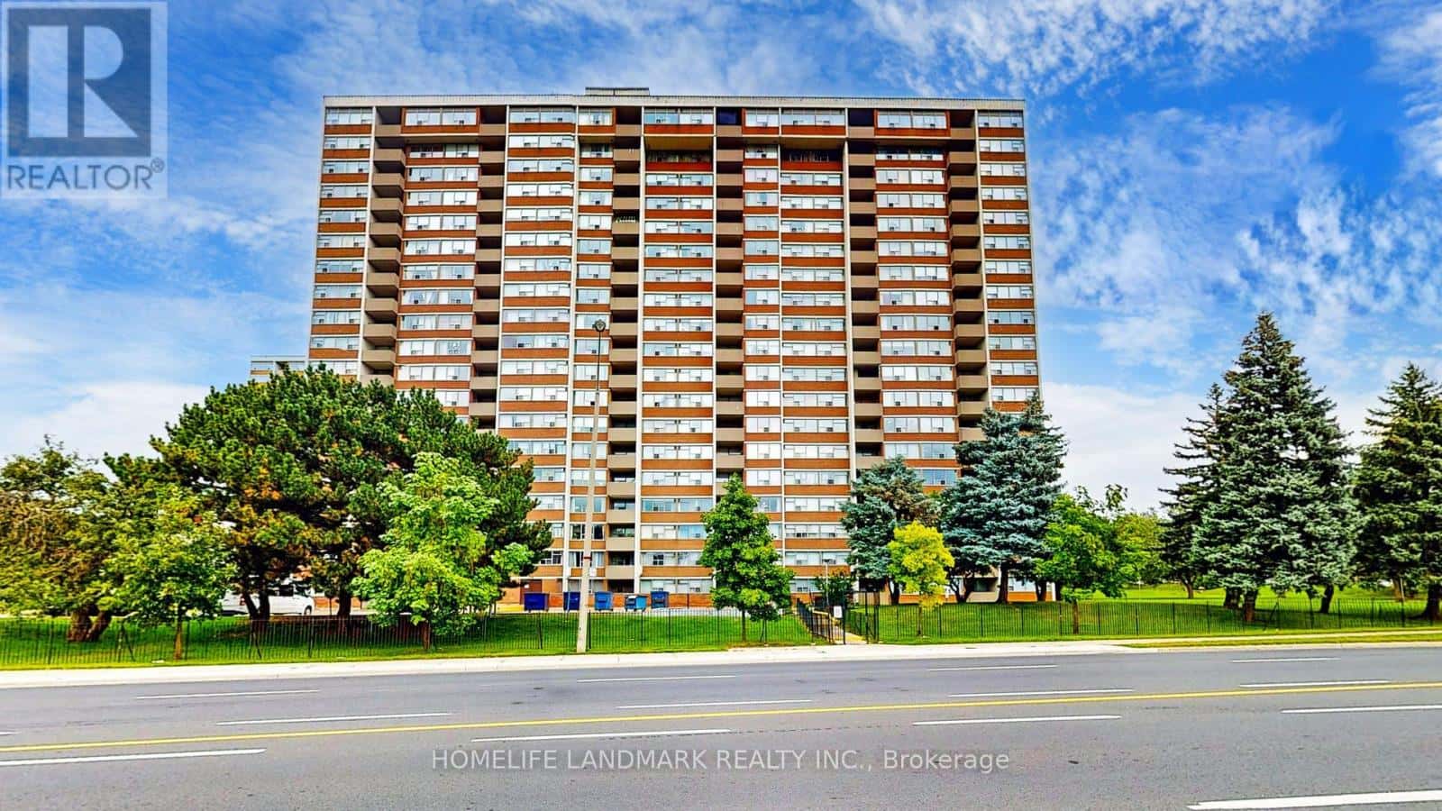 1001 - 25 SILVER SPRINGS BOULEVARD — Toronto (L'Amoreaux), Ontario - Photo 4 of 40