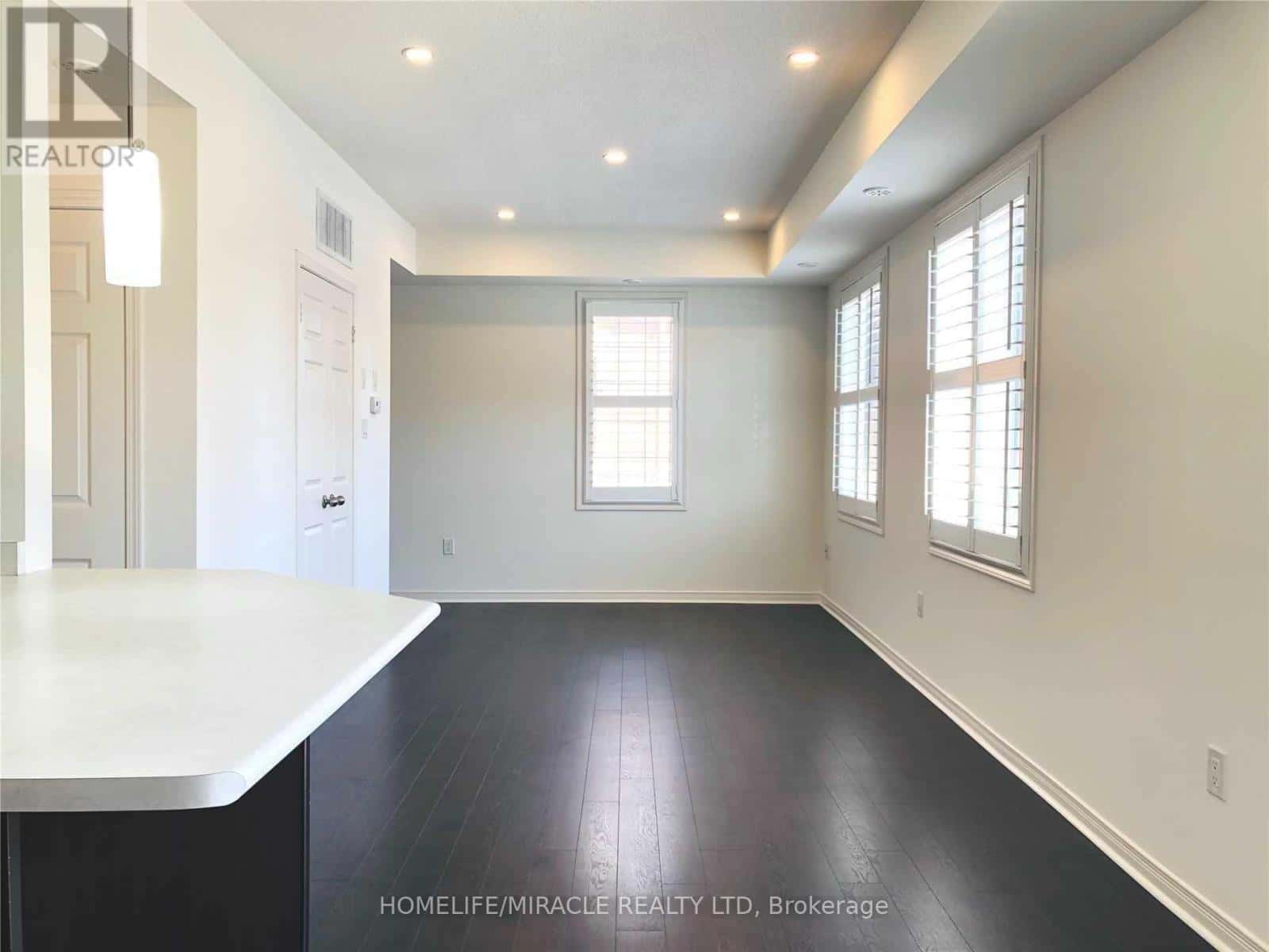 Brampton (Westgate) — Brampton (Westgate) - Photo 2 of 14