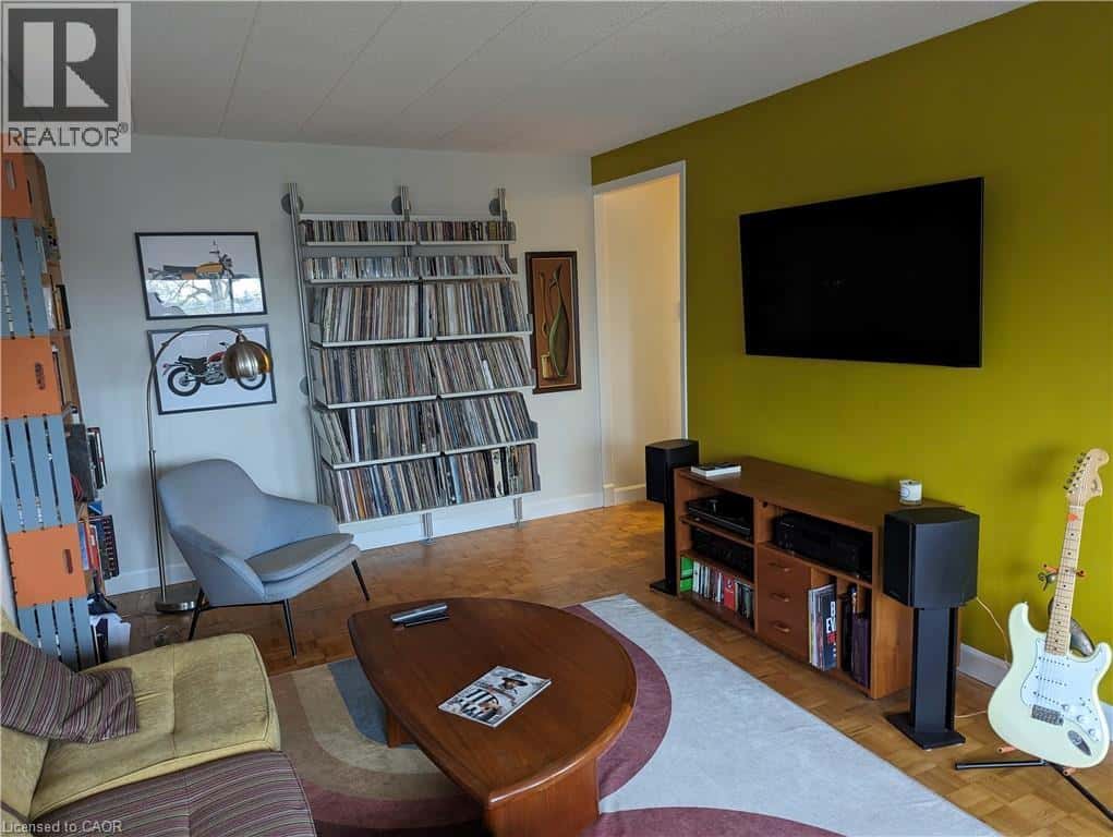 St. Catharines — St. Catharines - Photo 3 of 46