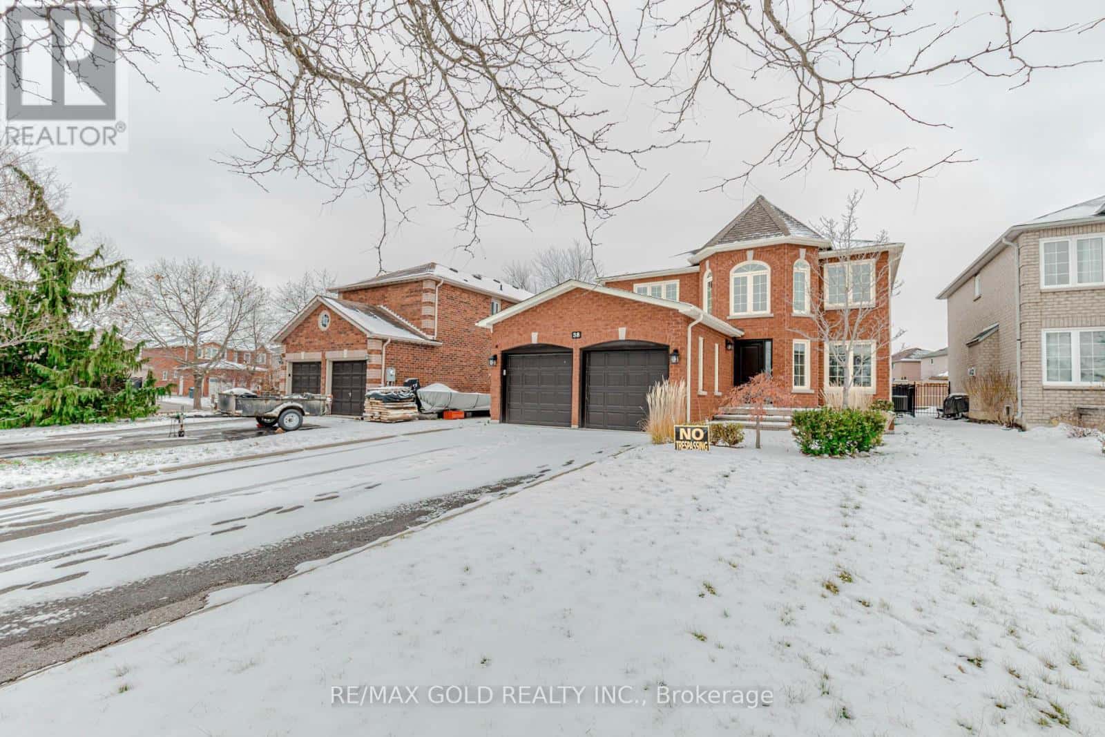 38 ESPOSITO DRIVE — Caledon (Bolton East), Ontario - Photo 2 of 34