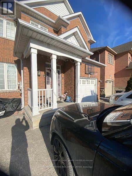 34 POGONIA STREET E — Toronto (Rouge), Ontario - Photo 4 of 8