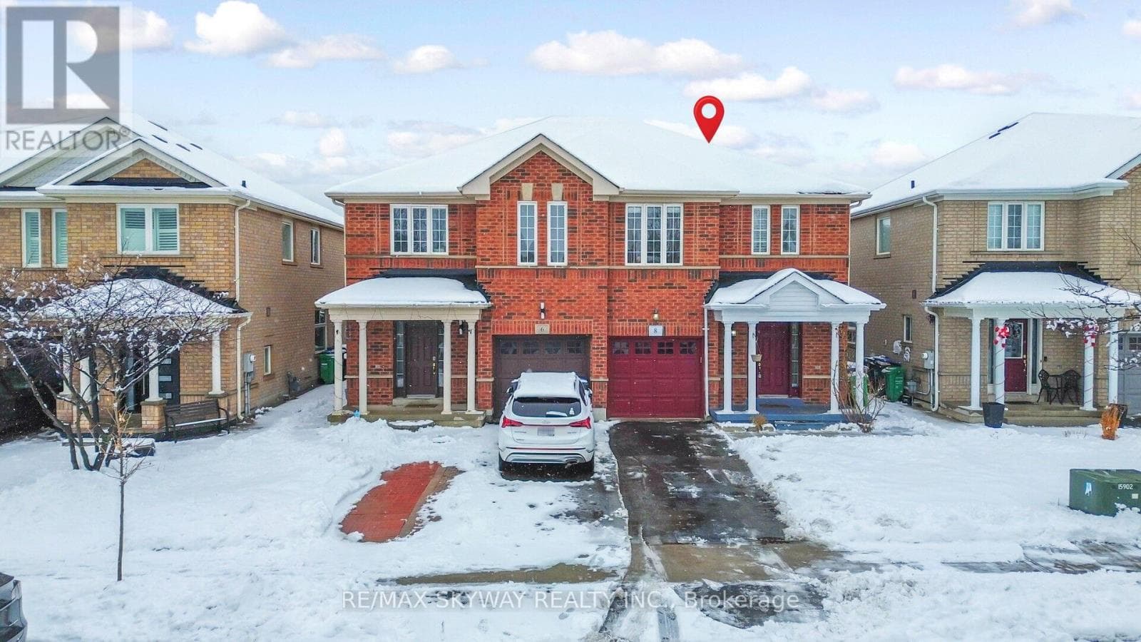 8 HOLLINGSWORTH CIRCLE — Brampton (Fletcher's Meadow), Ontario - Main photo
