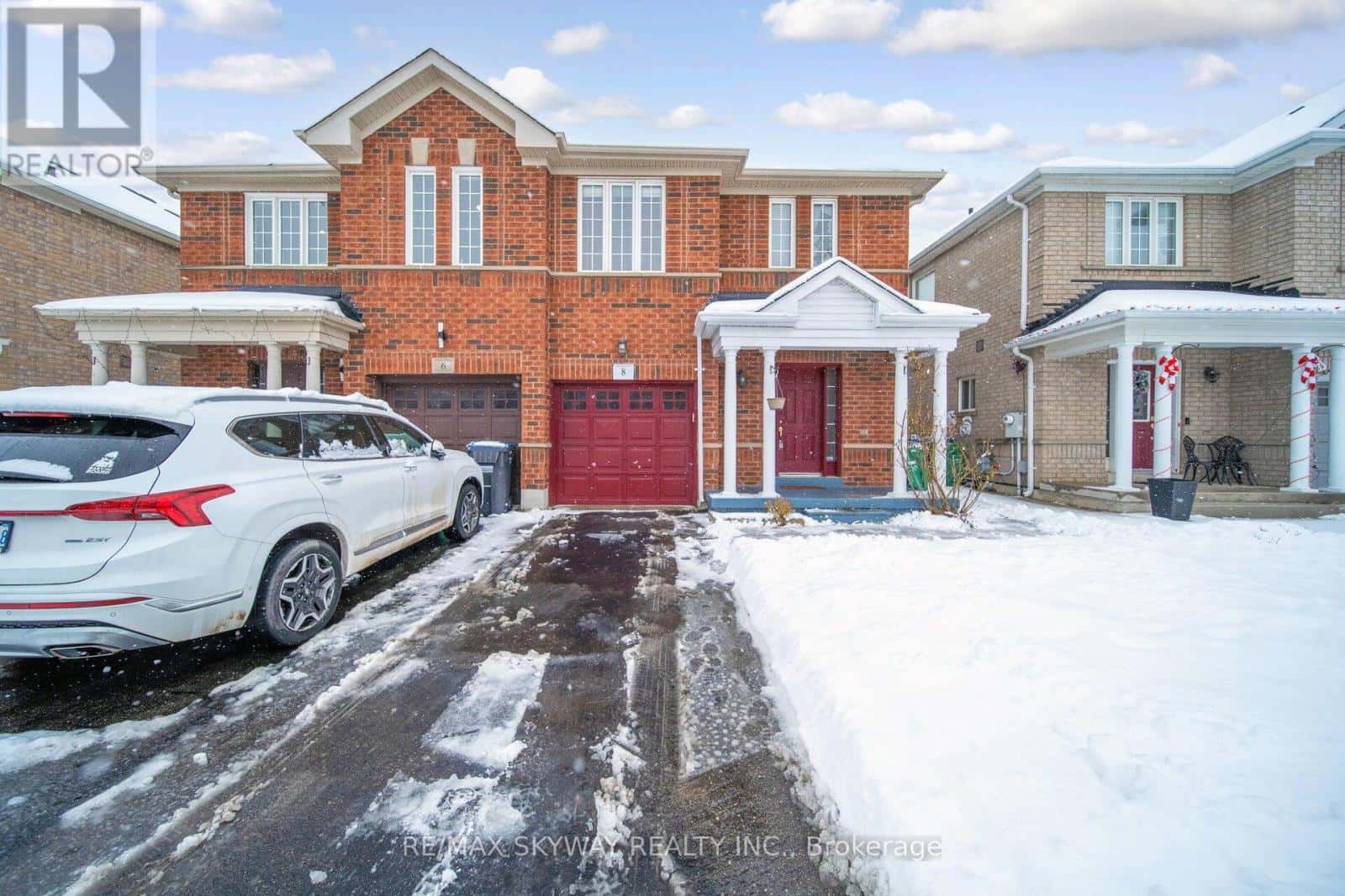 8 HOLLINGSWORTH CIRCLE — Brampton (Fletcher's Meadow), Ontario - Photo 5 of 49