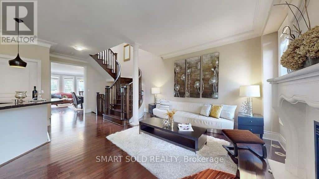 4123 SHIPP DRIVE — Mississauga (City Centre), Ontario - Photo 5 of 32