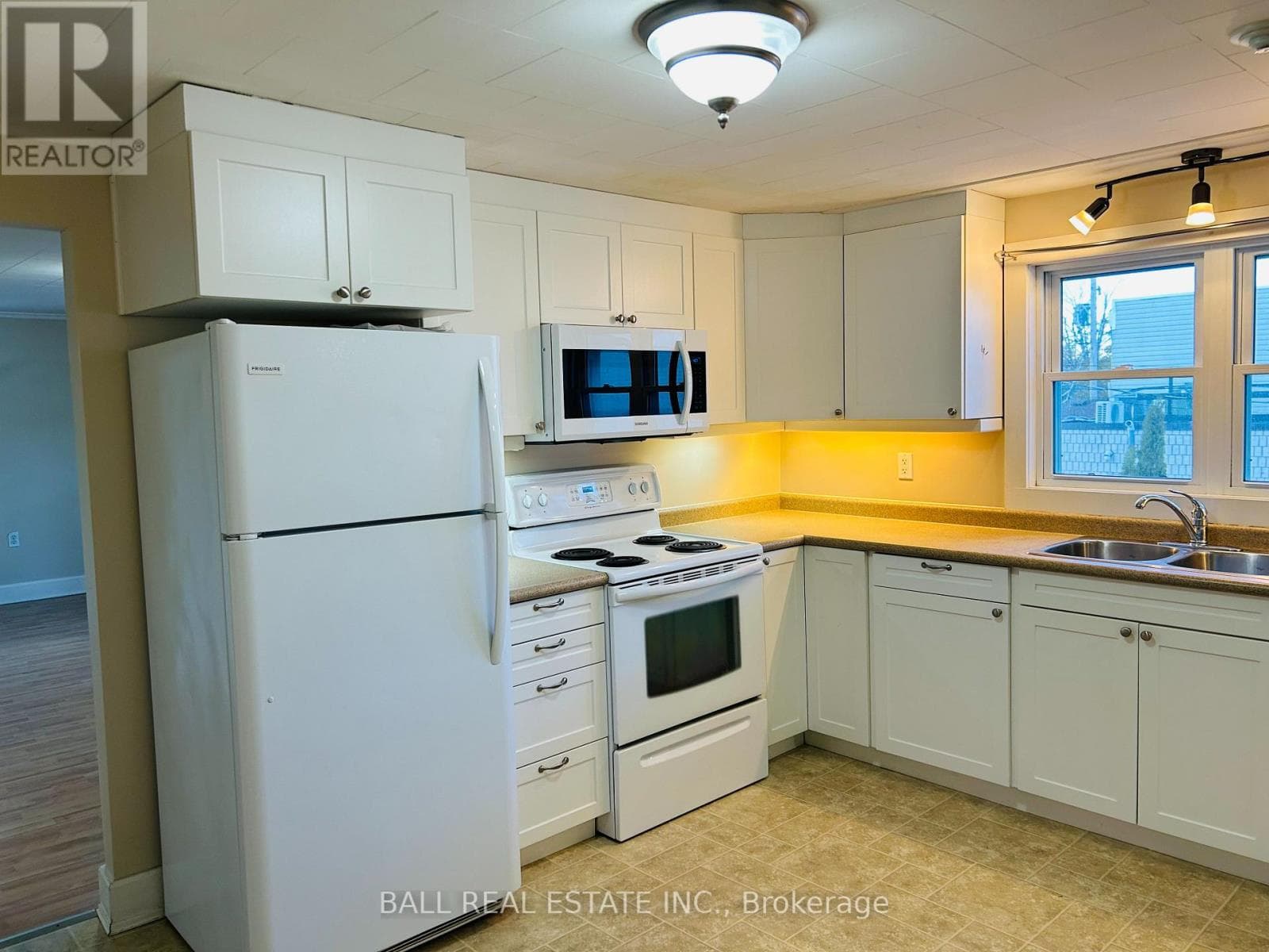 Kawartha Lakes (Bobcaygeon) — Kawartha Lakes (Bobcaygeon) - Main photo