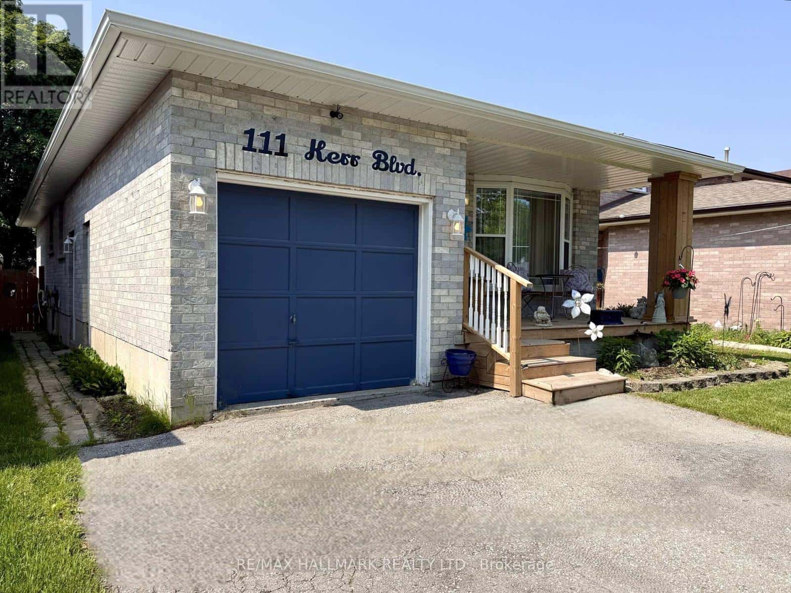 111 KERR BOULEVARD — New Tecumseth (Alliston), Ontario - Photo 2 of 50