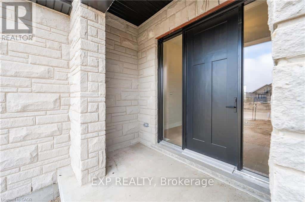 1050 WALTON AVENUE — North Perth (Wallace), Ontario - Photo 4 of 43