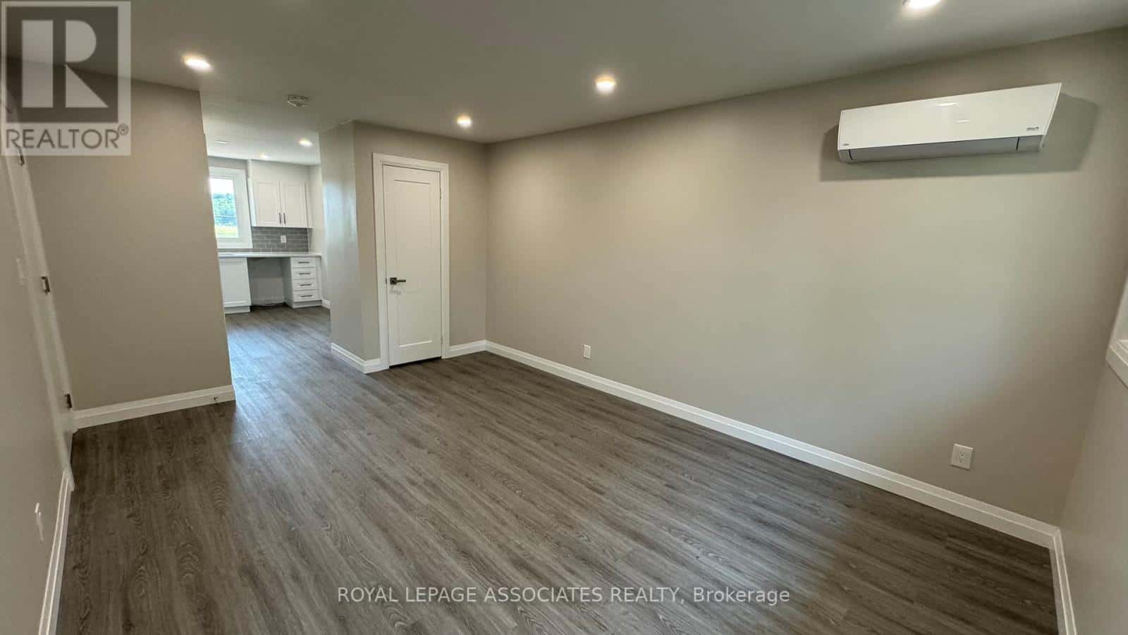 98 SIXTH AVENUE — Brantford - Photo 5 of 7