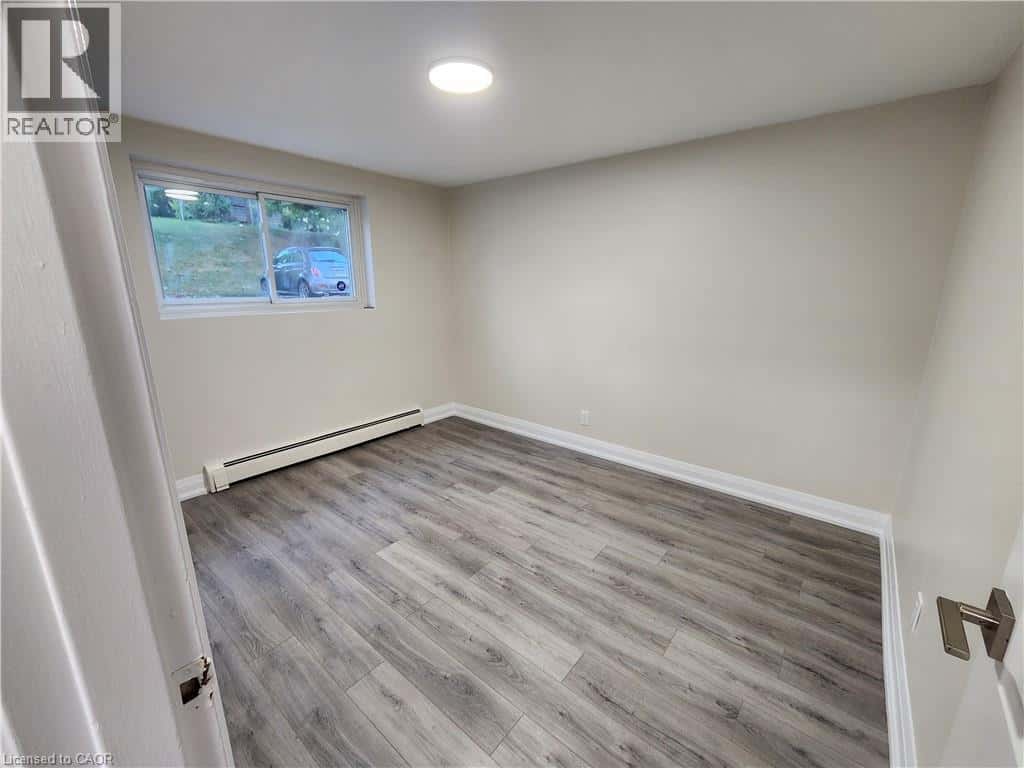 Guelph — Guelph - Photo 4 of 9