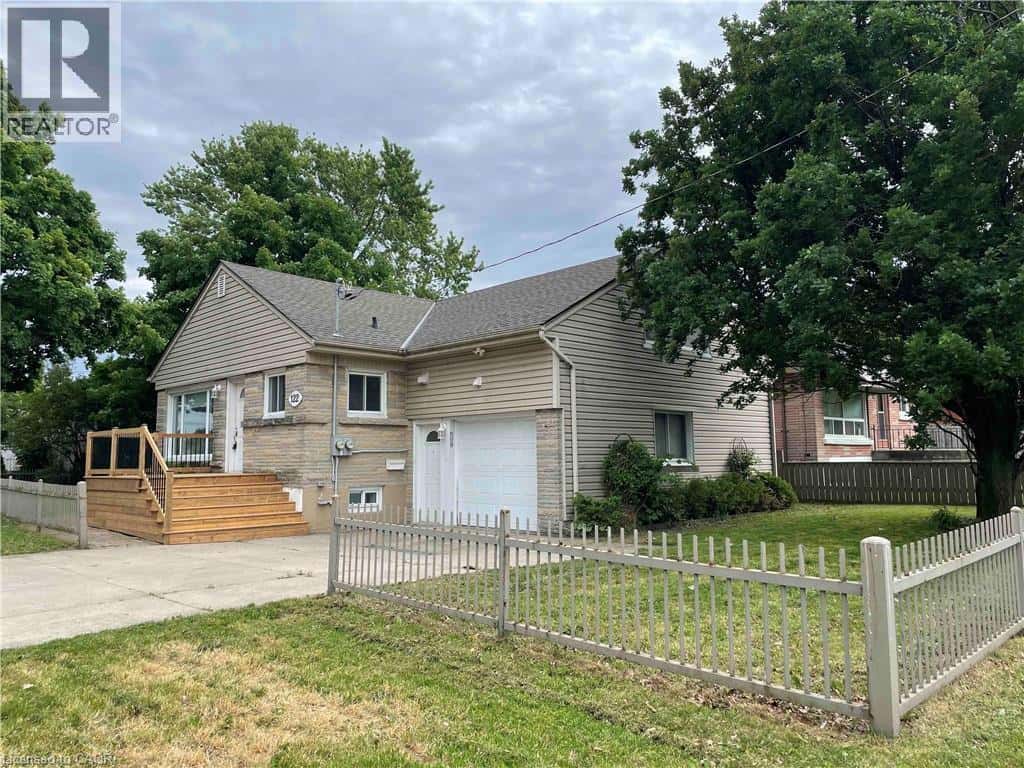 Hamilton — Hamilton - Photo 2 of 13