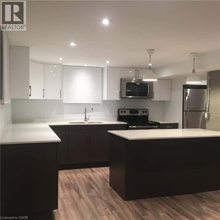 Hamilton — Hamilton - Photo 5 of 13