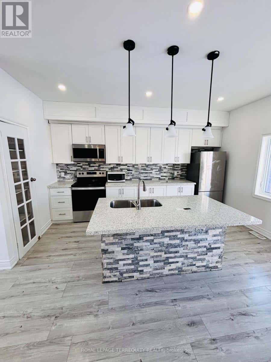 308 NASSAU STREET — Oshawa (Vanier), Ontario - Photo 5 of 17