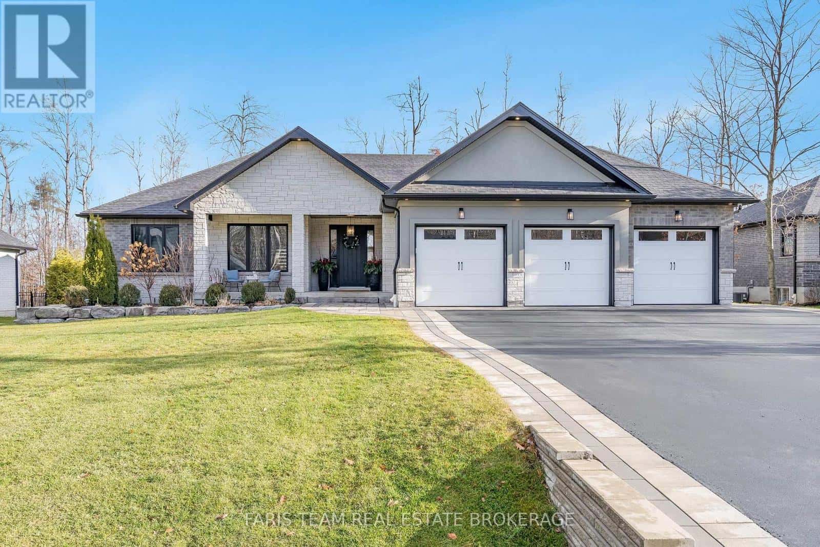 9 BYERS STREET — Springwater (Snow Valley), Ontario - Photo 5 of 50