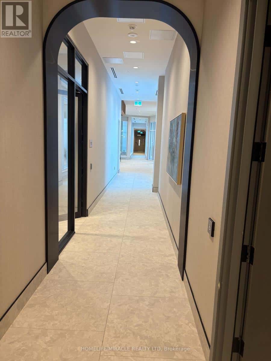 Brampton (Northwest Brampton) — Brampton (Northwest Brampton) - Photo 2 of 34