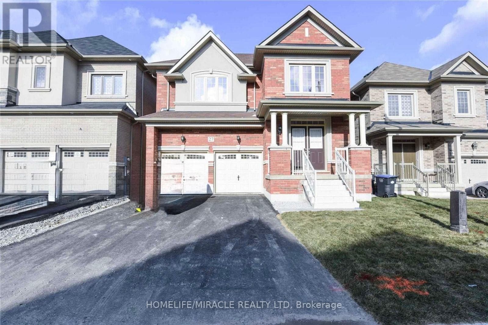 27 ACTION DRIVE — Brampton (Northwest Brampton), Ontario - Main photo