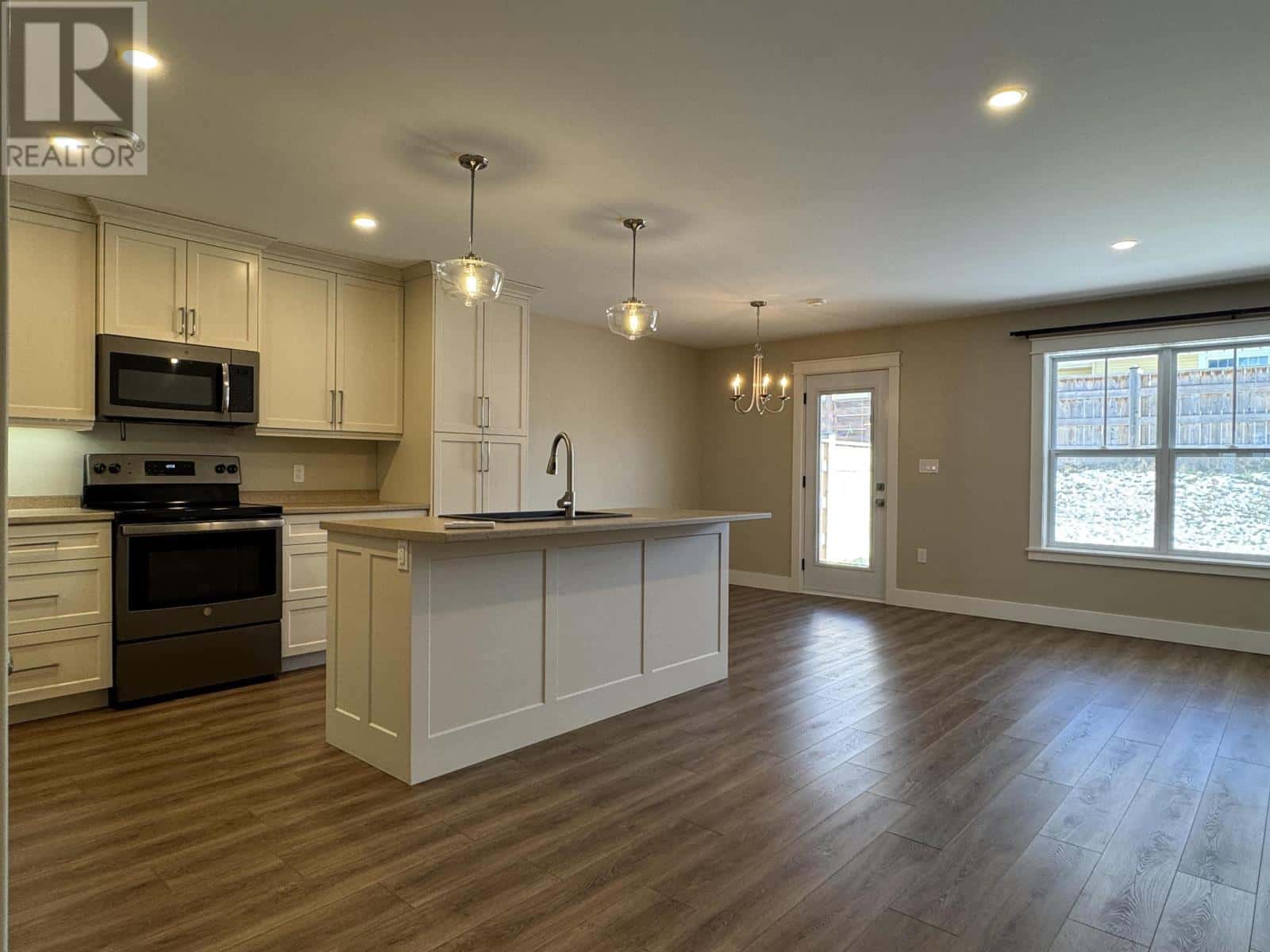 103 Gamble Avenue — Summerside, Prince Edward Island - Photo 5 of 28