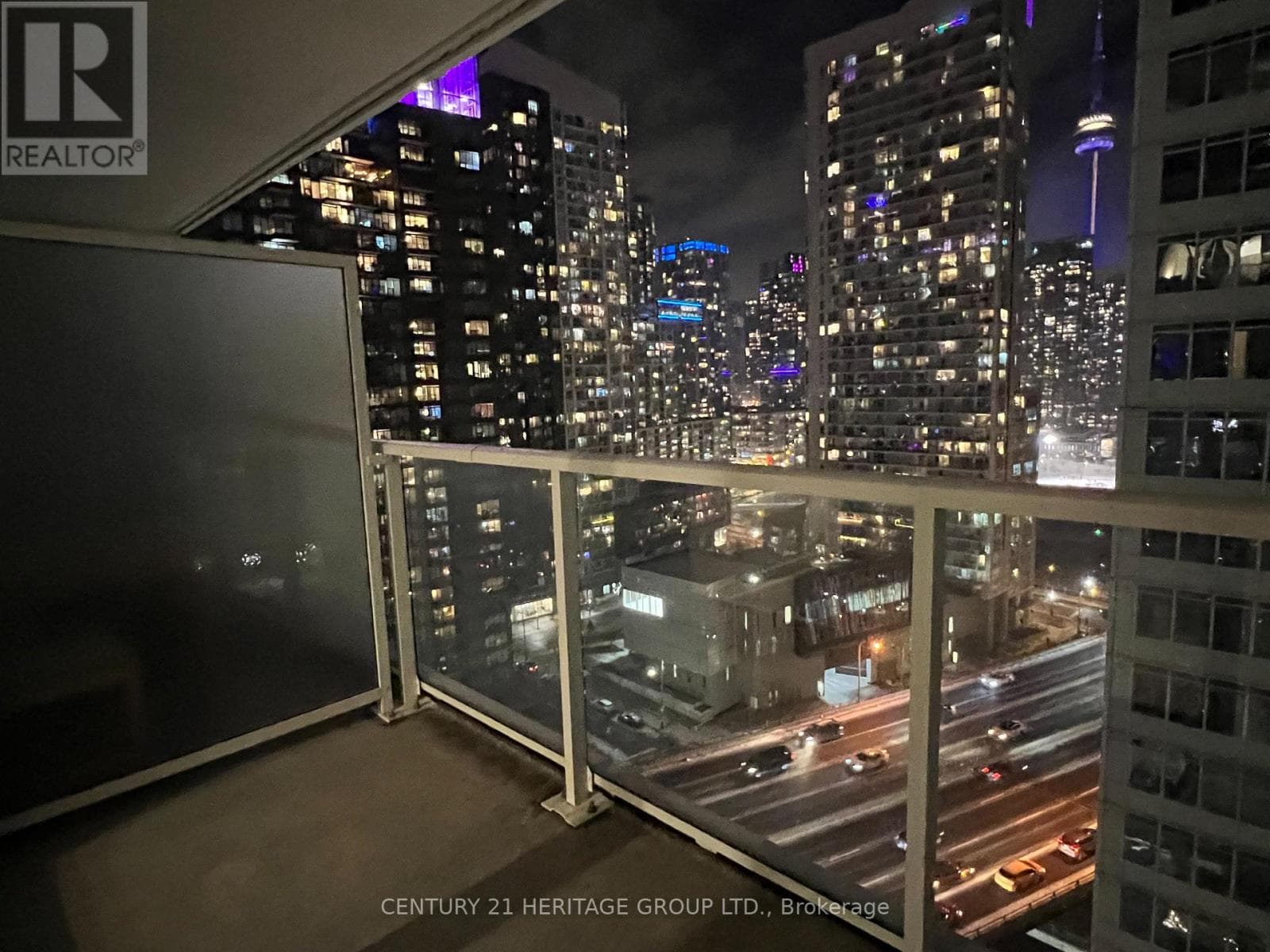 Toronto (Waterfront Communities) — Toronto (Waterfront Communities) - Main photo