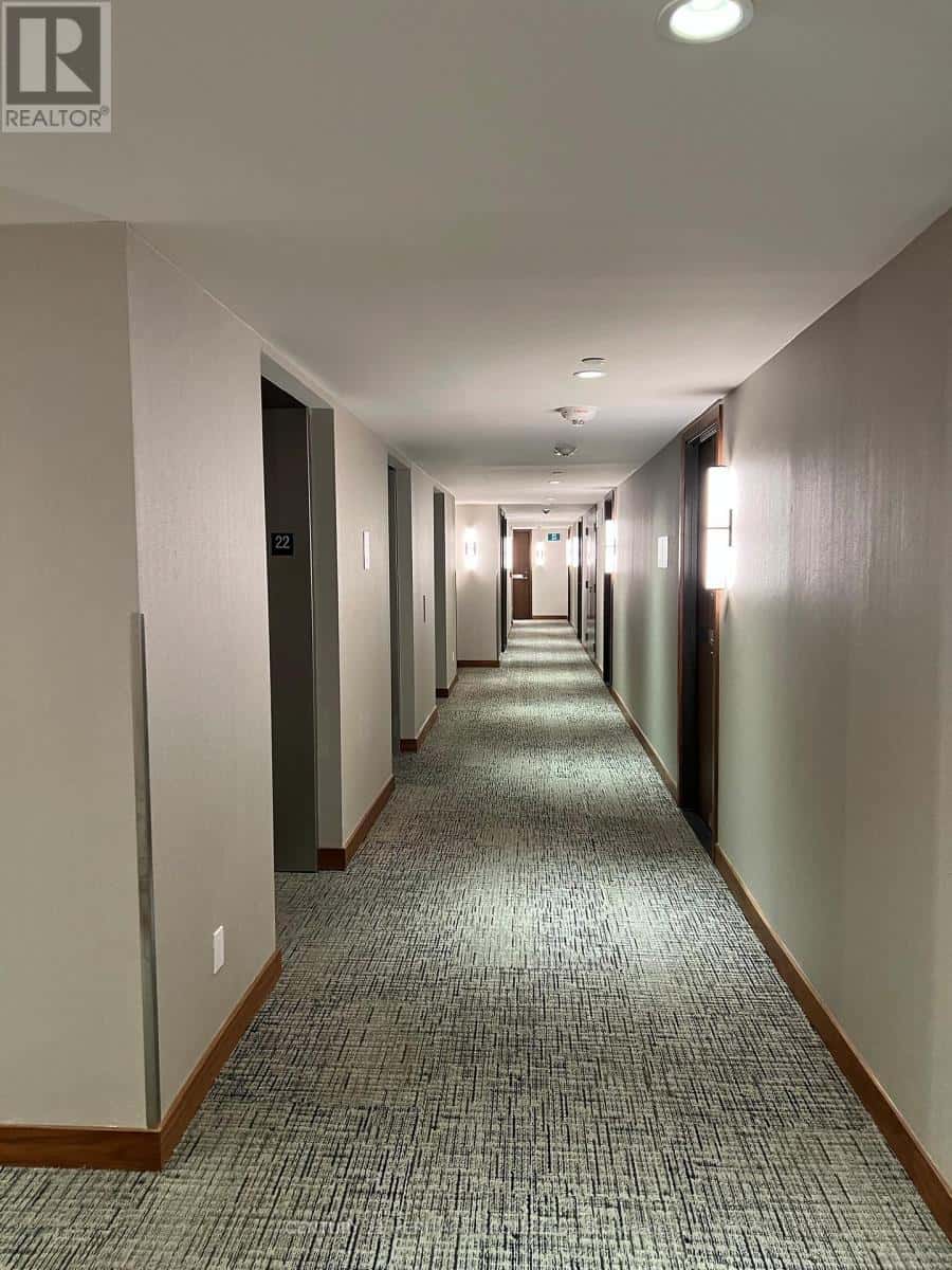 Toronto (Waterfront Communities) — Toronto (Waterfront Communities) - Photo 3 of 20