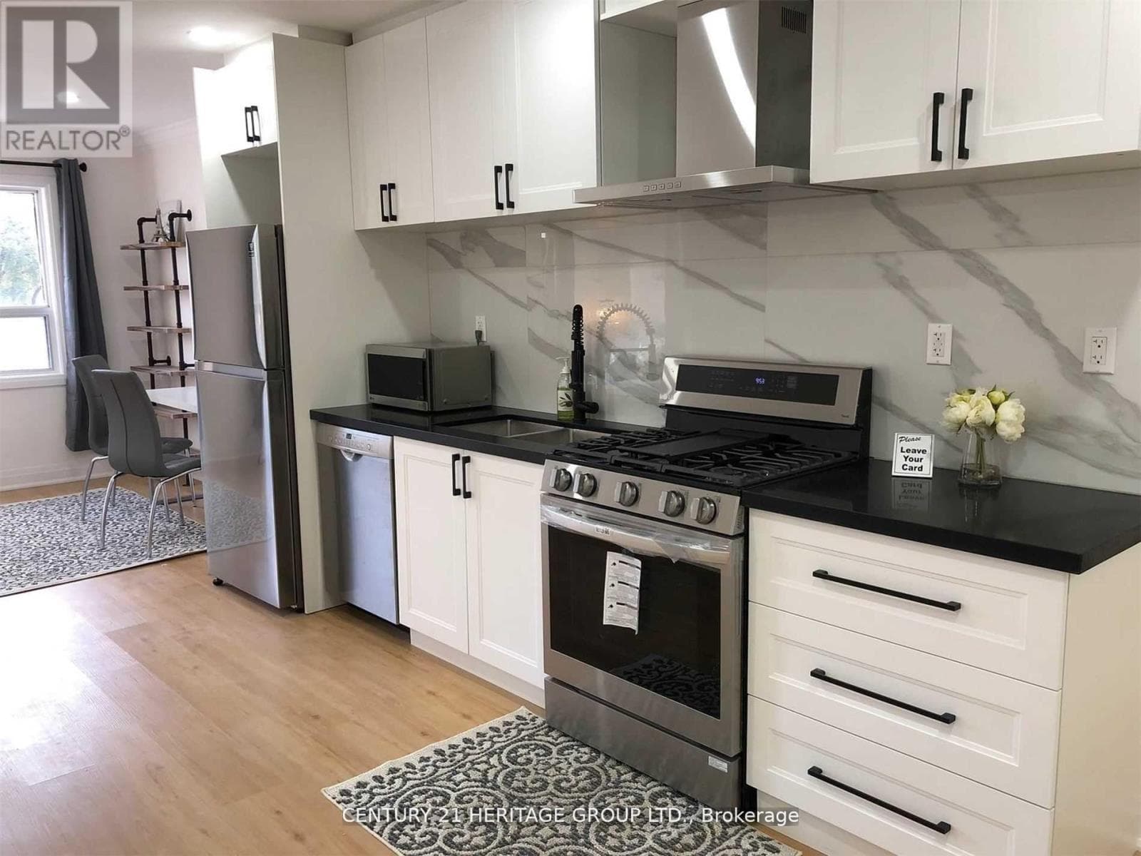 1 - 1710 DANFORTH AVENUE — Toronto (Danforth) - Main photo