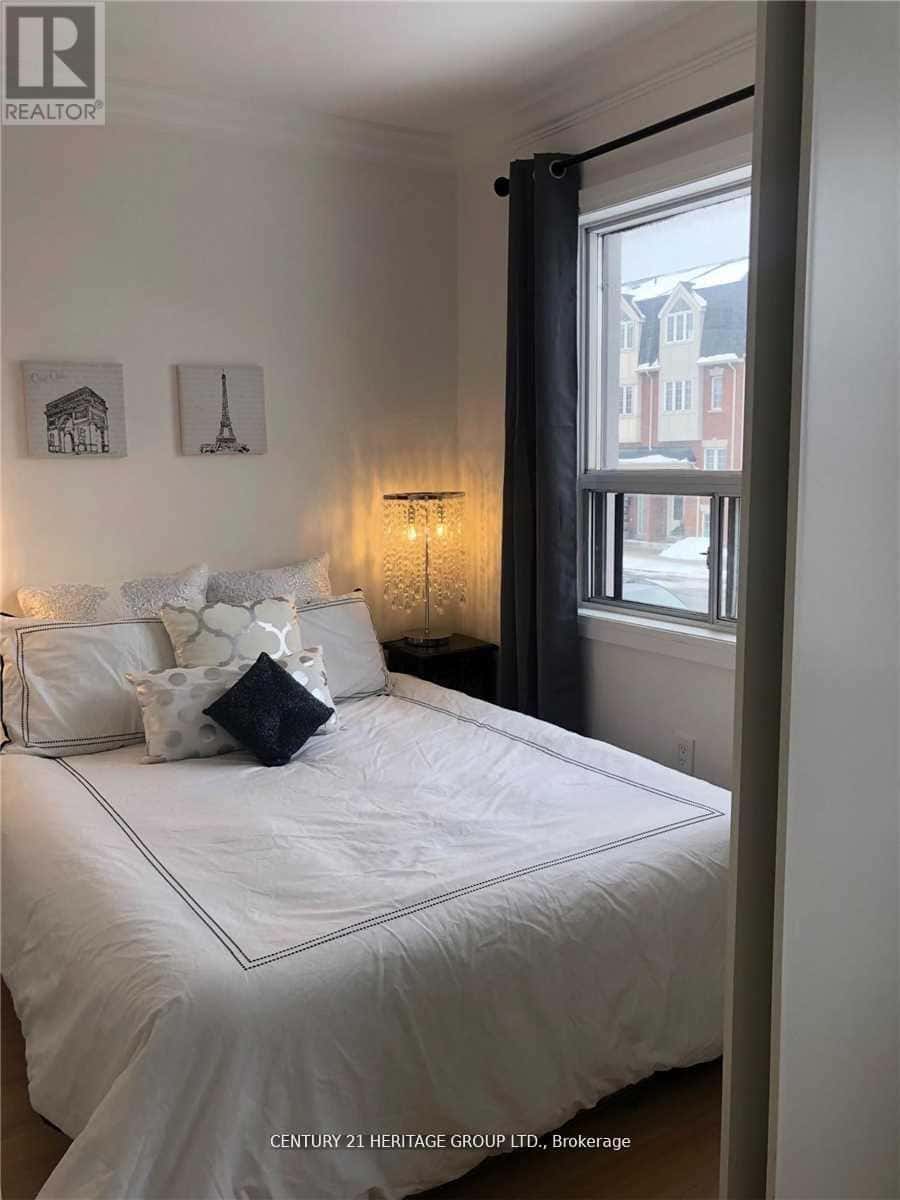 1 - 1710 DANFORTH AVENUE — Toronto (Danforth) - Photo 5 of 17