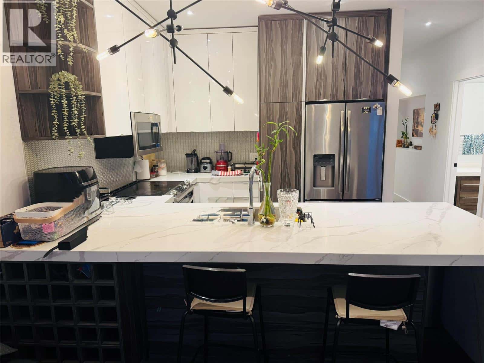 7291 PROSPECTOR Avenue Unit# 501 — Radium Hot Springs, British Columbia - Photo 2 of 16