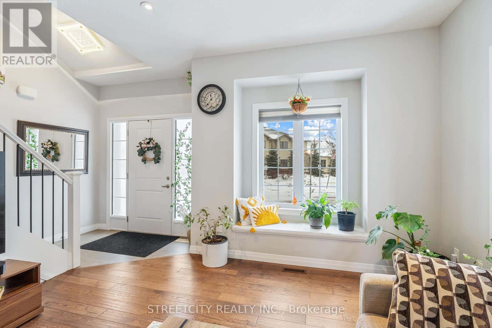 15 - 2910 TOKALA TRAIL — London North (North S), Ontario - Photo 5 of 40