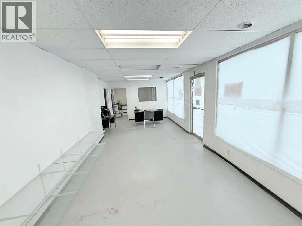 5616 51 — Grimshaw, Alberta - Photo 5 of 8