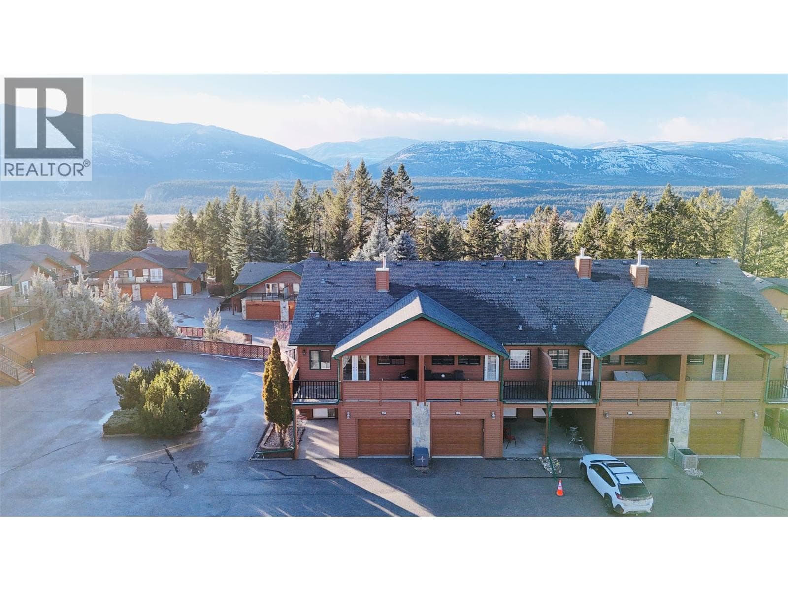 5201 Fairway Drive Unit# 704 — Fairmont Hot Springs, British Columbia - Main photo