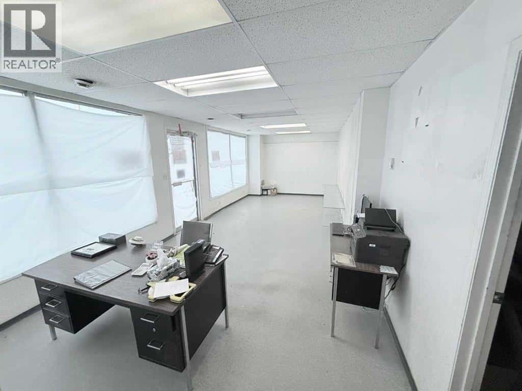 Grimshaw — Grimshaw - Photo 3 of 8