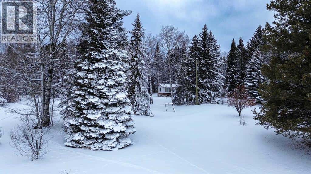 412054 Range Road 6-2 — Rural Clearwater County, Alberta - Photo 2 of 48