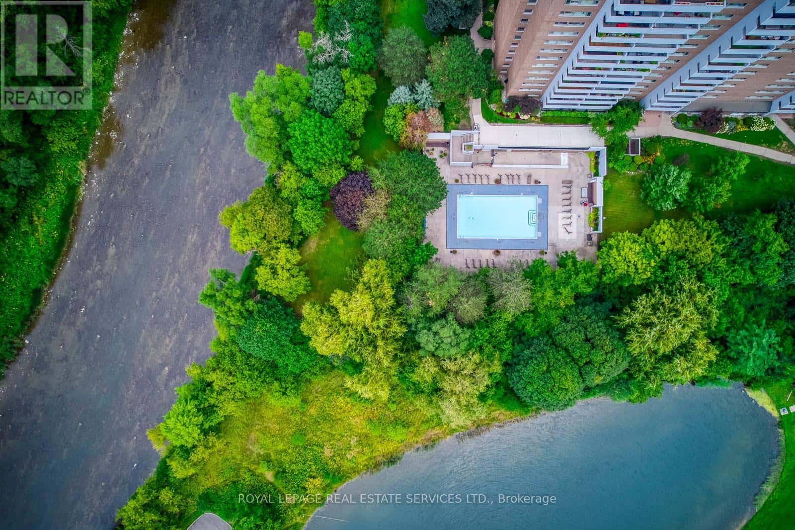 405 - 240 SCARLETT ROAD — Toronto (Rockcliffe-Smythe), Ontario - Photo 5 of 48