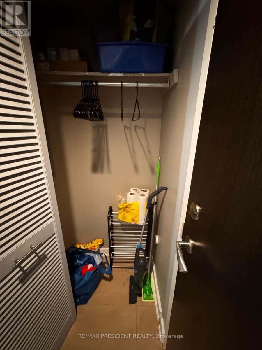 216 - 60 HOMEWOOD AVENUE — Toronto (Cabbagetown-South St. James Town) - Photo 5 of 12