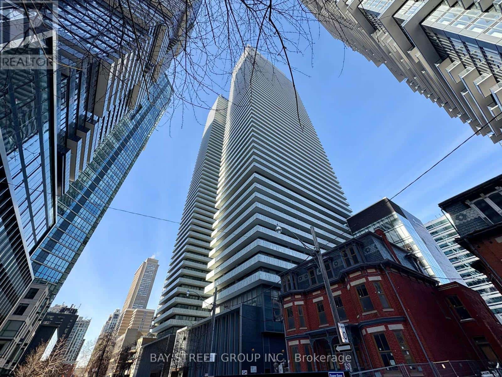 50 Charles Street East 3908