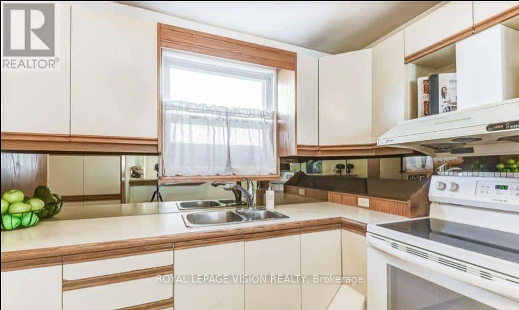 Toronto (Wexford-Maryvale) — Toronto (Wexford-Maryvale) - Photo 5 of 10