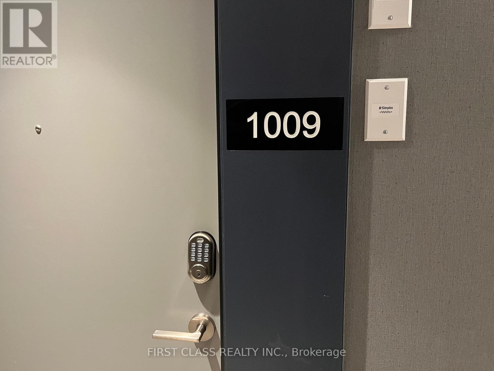 1009 - 50 UPPER MALL WAY — Vaughan (Brownridge) - Main photo