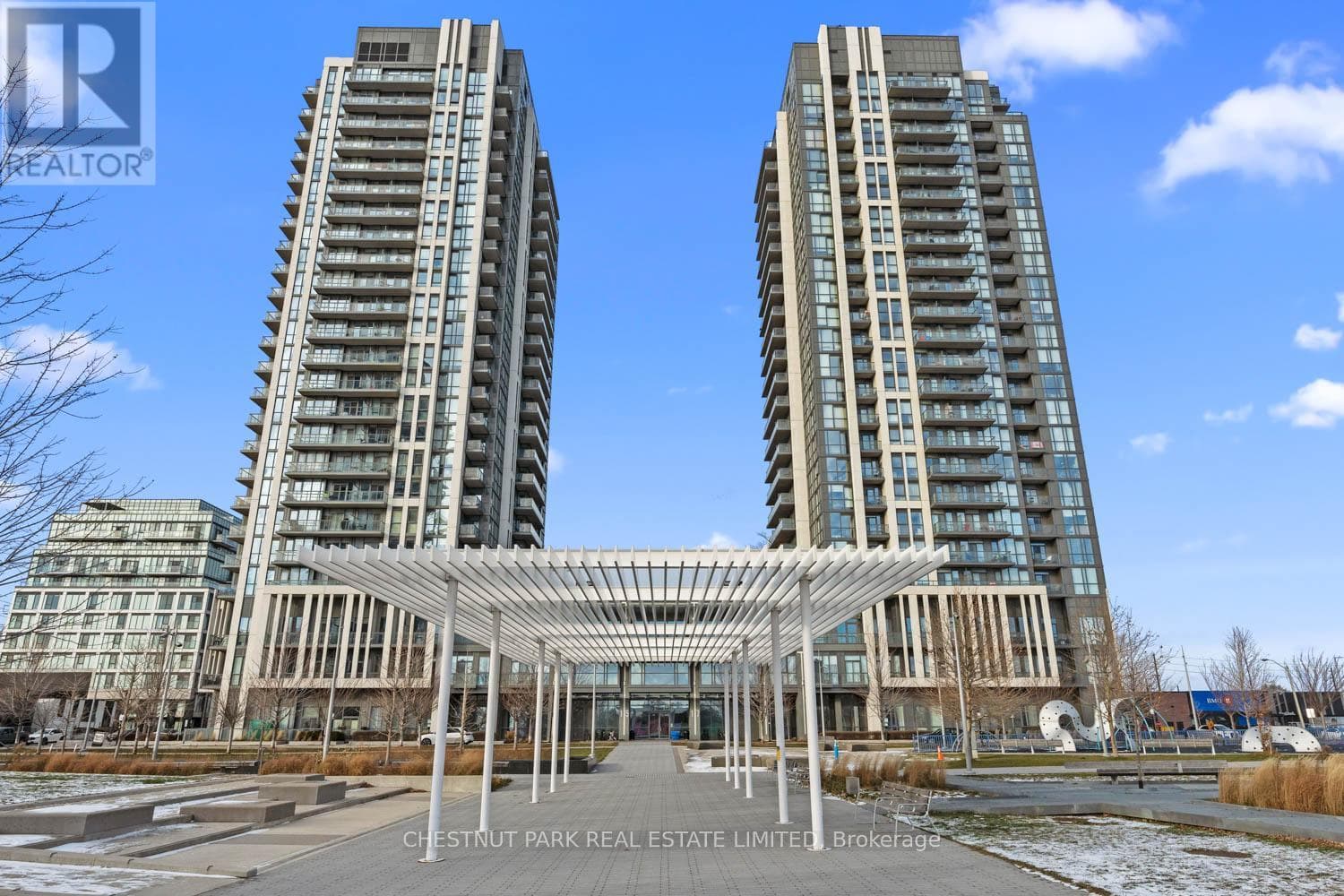 Toronto (Islington-City Centre West) — Toronto (Islington-City Centre West) - Main photo