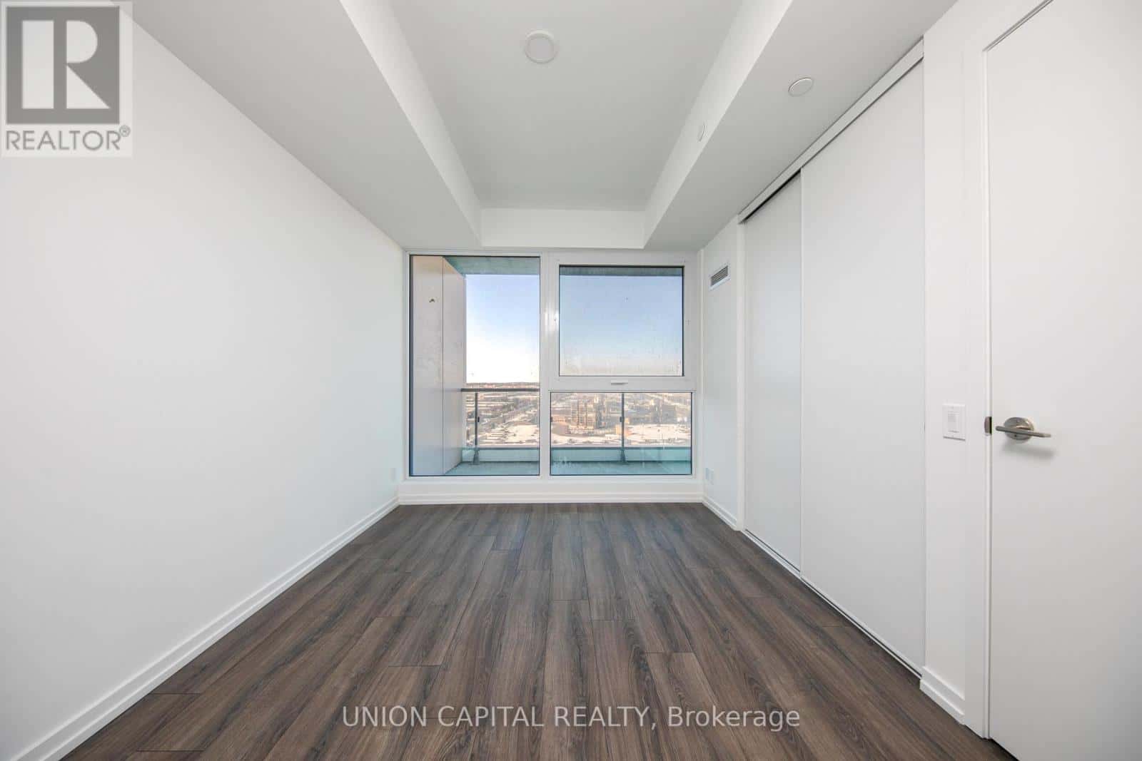 Vaughan (Vaughan Corporate Centre) — Vaughan (Vaughan Corporate Centre) - Photo 4 of 23