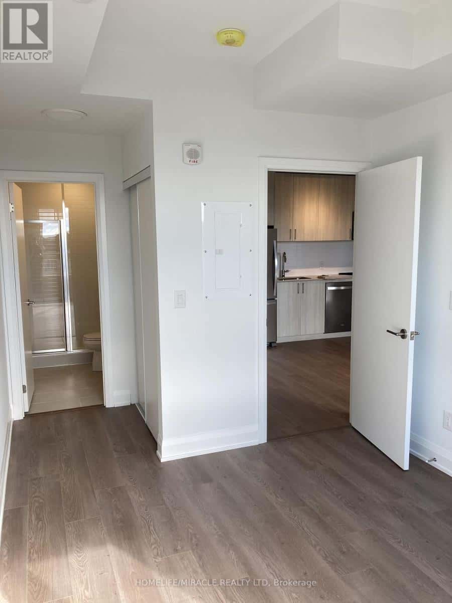 Oakville (GO Glenorchy) — Oakville (GO Glenorchy) - Photo 3 of 9